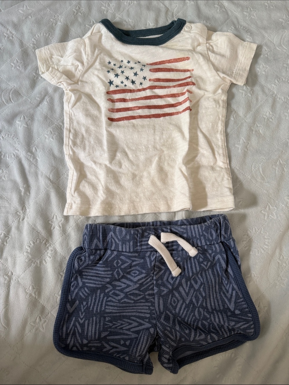 Baby USA out fit for July 4th. 6-9 months